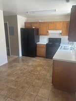 Building Photo - 930 E 1250 S