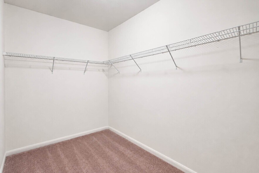 Building Photo - 1602 Kim Loan Dr
