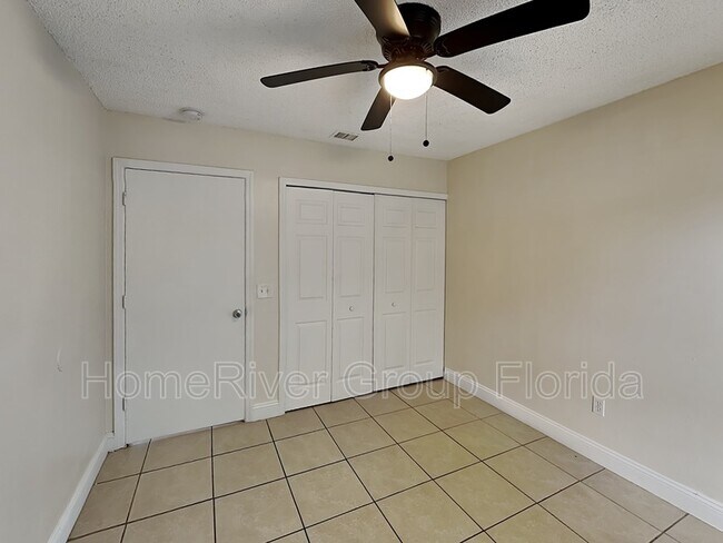 Building Photo - 3651 N Goldenrod Rd