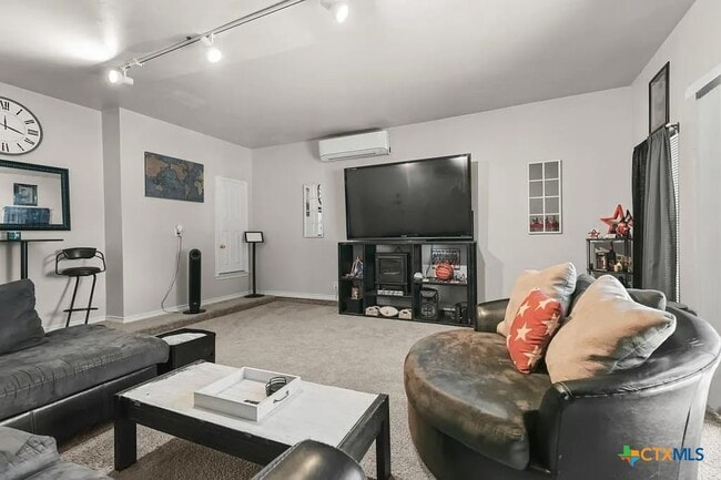 Building Photo - 4303 Jack Barnes Ave