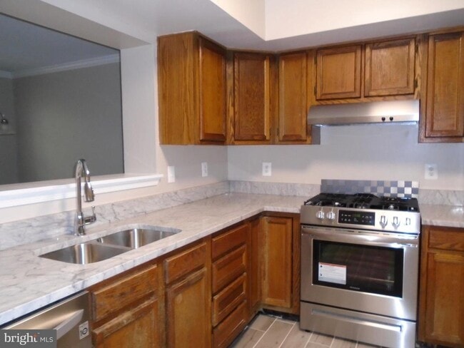 Building Photo - 1914 Duffield Ln