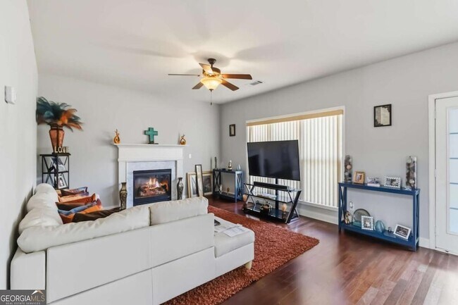 Building Photo - 1610 Colton Landing Rd