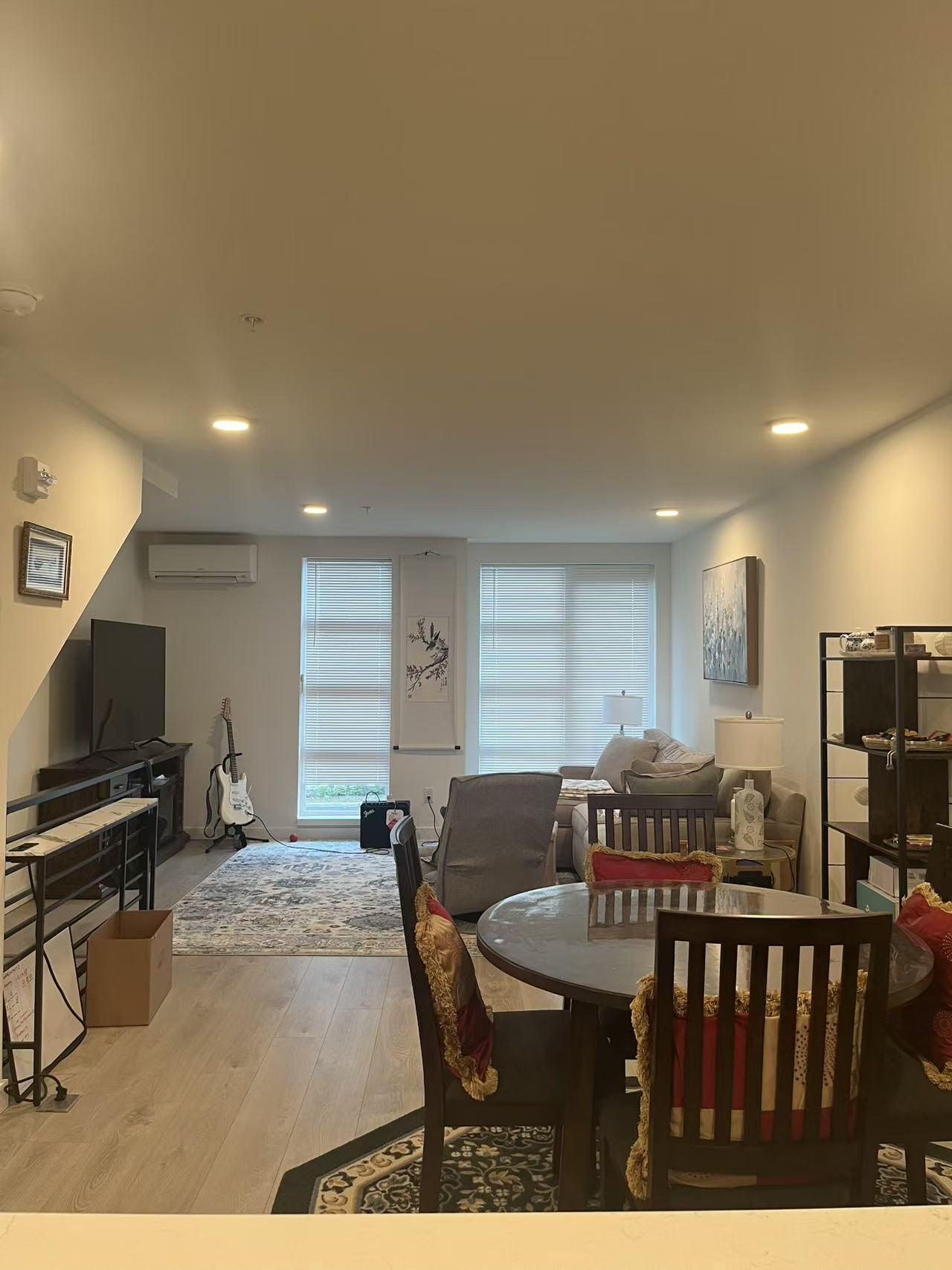 Building Photo - 11208 Pinehurst Way NE