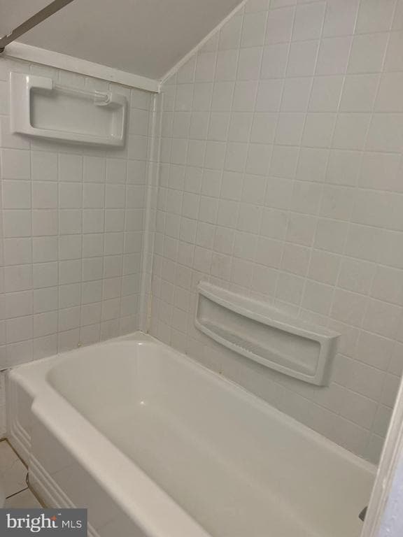 Building Photo - 703 Bethlehem Pike