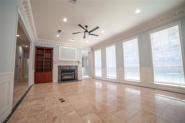 Building Photo - 2423 River Rock Cir