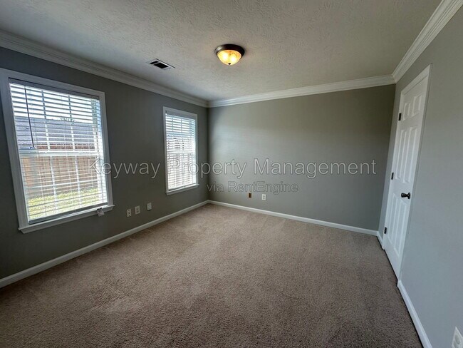 Building Photo - 1232 Longpoint Dr