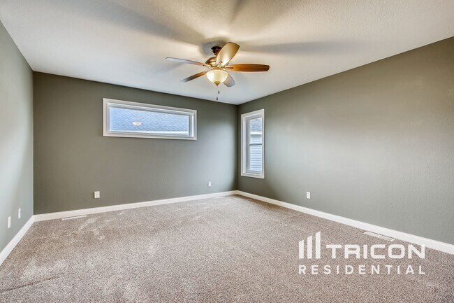 Building Photo - 12386 69th Ln NE
