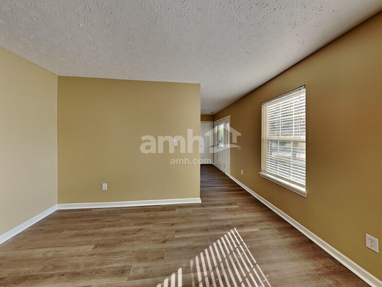 Building Photo - 5948 Doverton Dr