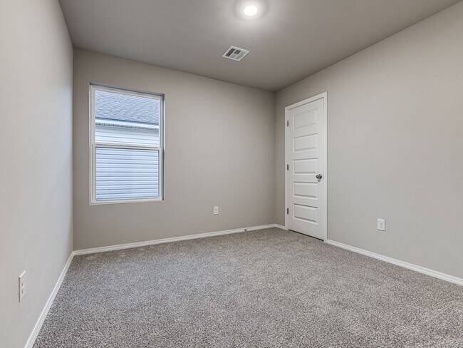 Building Photo - Brand New Construction + 4 bedrooms + Mustang Schools