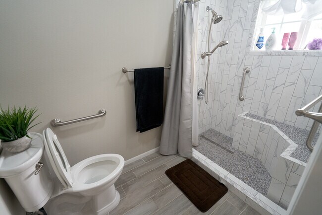 Handicap Equipped Bathroom 1 - 709 Meredith St