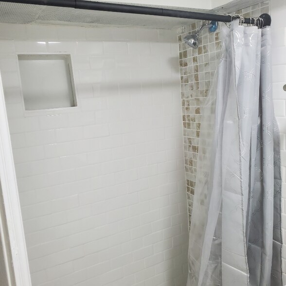 Building Photo - 3180 Fish Ave