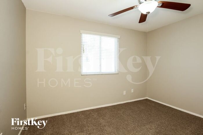 Building Photo - 4423 E Pinto Ct