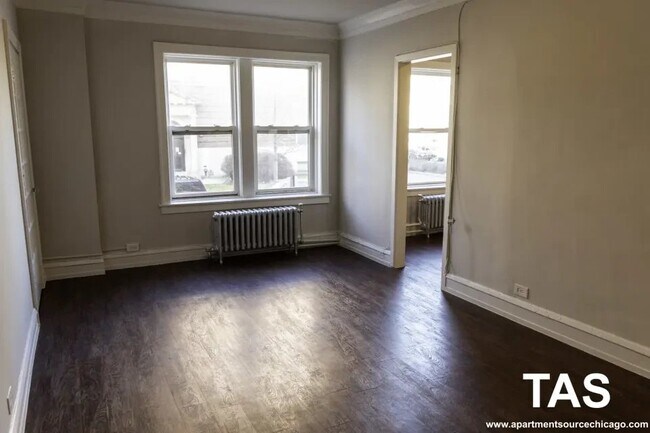 Building Photo - 6748 N Ashland Ave