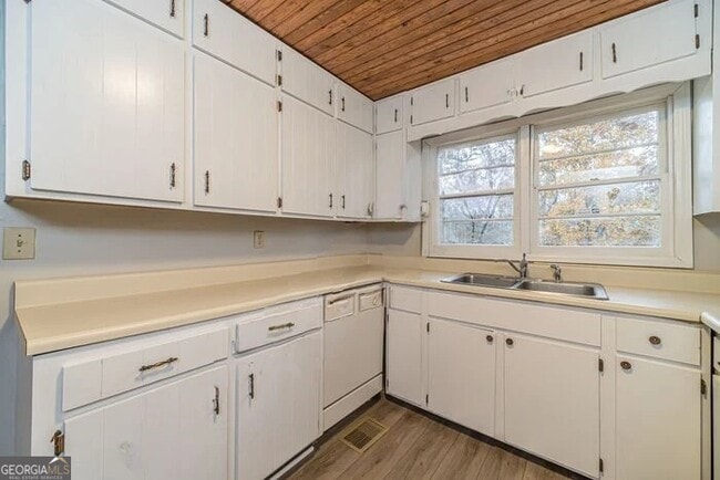 Building Photo - 1202 GA-124