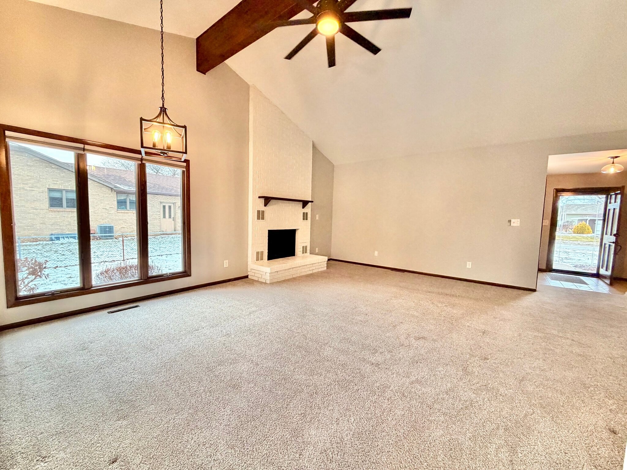 Building Photo - 117 Juniper Dr