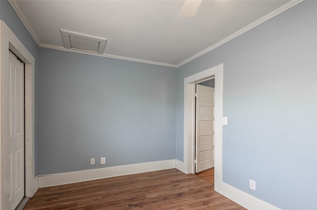 Building Photo - 254 S Railroad St