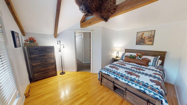 Building Photo - 1625 N Union St