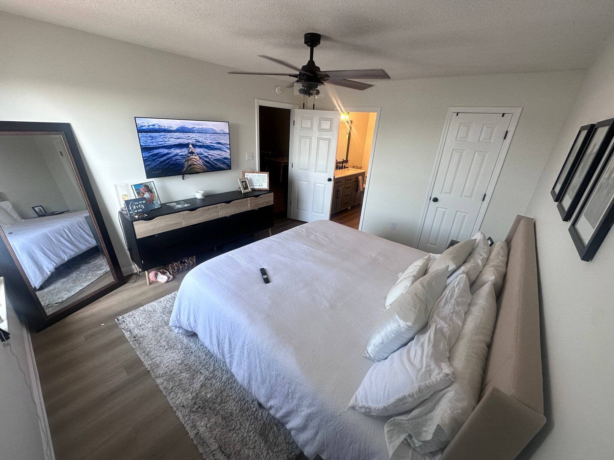 Building Photo - 8052 Intervale Way