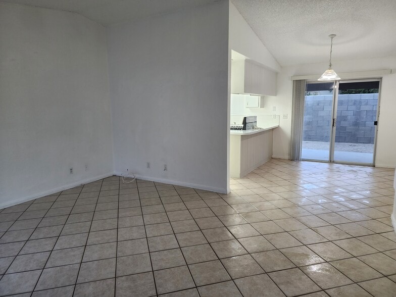 Living Room - 33632 Pueblo Trail