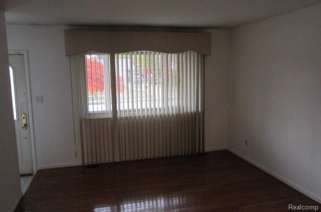 Building Photo - 18044 Edgefield Dr