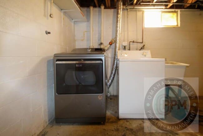 Building Photo - 125 N 38th St