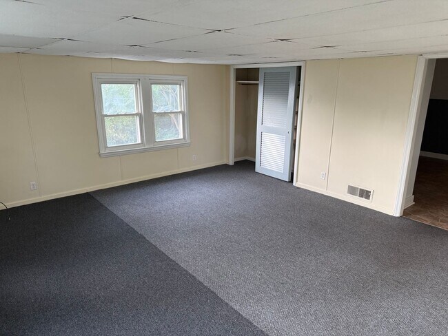 Building Photo - 4903 N Galena Rd