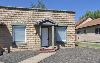 Building Photo - 311 N Commercial Ave