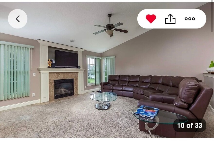 Building Photo - 3900 Sparrow Ct