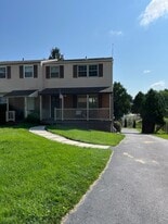 Building Photo - 577 Pine Line Dr