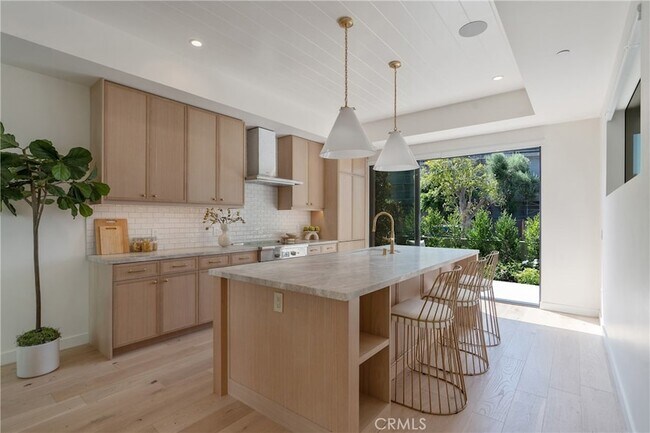 Building Photo - 11825 Tennessee Ave