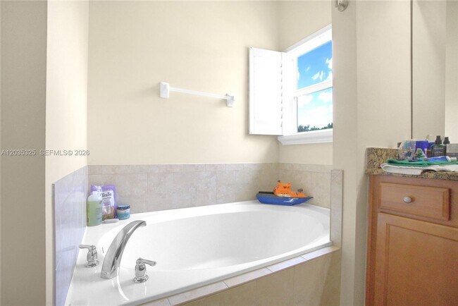 Building Photo - 230 Porgee Rock Pl