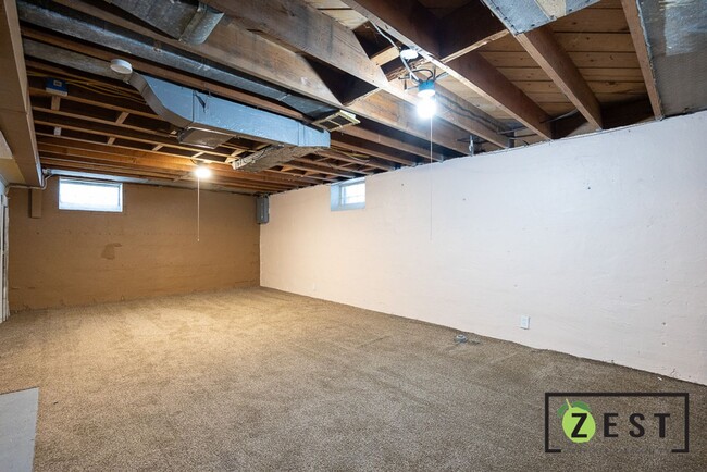 Building Photo - OPEN HOUSE TUESDAY DECEMBER 31st 5pm to 5:...