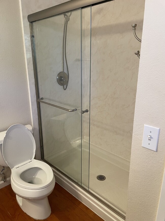 Building Photo - "Charming 3-Bedroom Townhouse with Spacious 1,725 Sq Ft Layout in Martinez, CA – Your Perfect Hom...