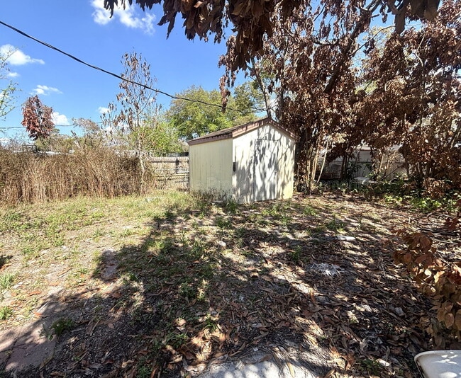 Building Photo - 531 Carlisle Ave