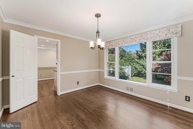 Building Photo - 3867 Chesterbrook Rd