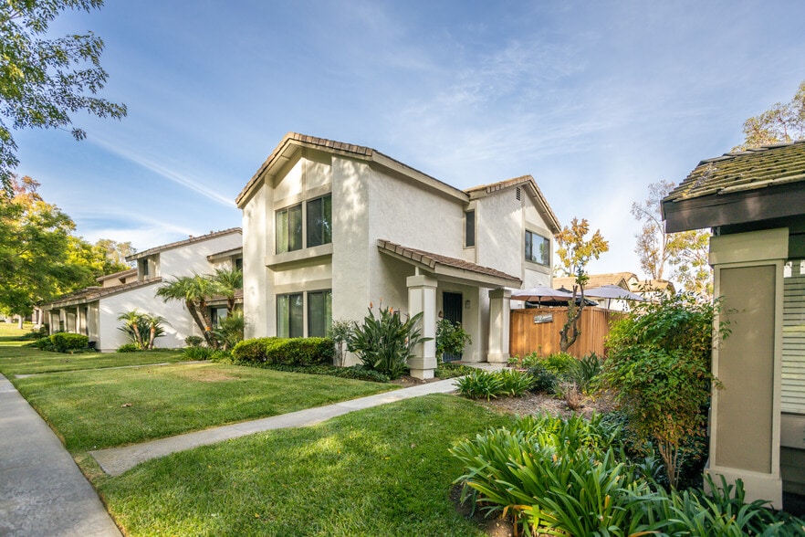 Building Photo - 5244 Edge Park Way