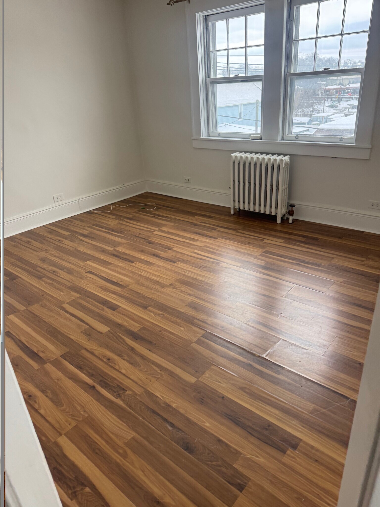 Building Photo - 334 Midland Ave