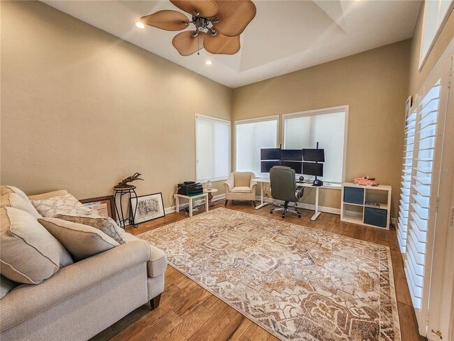 Building Photo - 1 Bay Pointe Dr