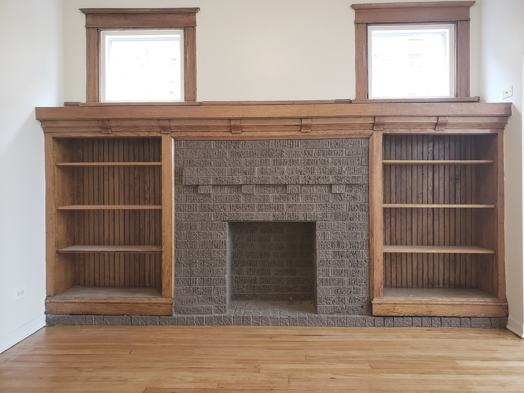 Building Photo - 5435 S Hermitage Ave