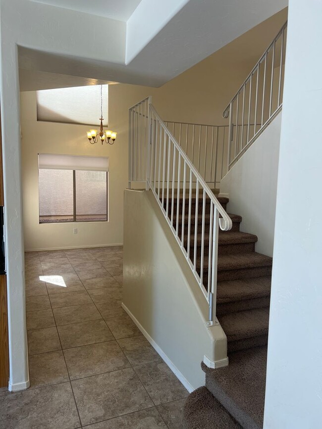 Building Photo - $500 off move in costs with move in by 5/1...