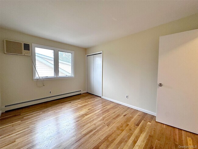 Building Photo - 25 Acacia Terrace