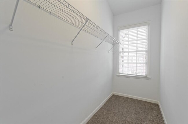 Building Photo - 145 Rose Garden Ln