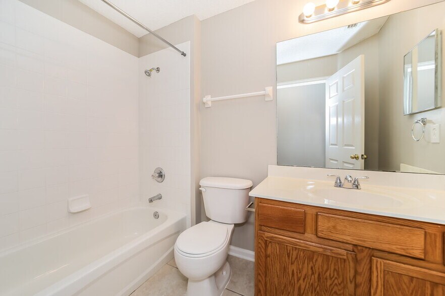 Building Photo - 2459 Woodstork Ct