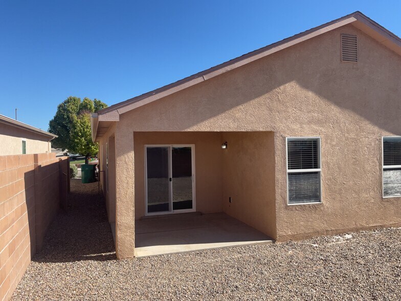 Building Photo - 3753 Havasu Falls St NE