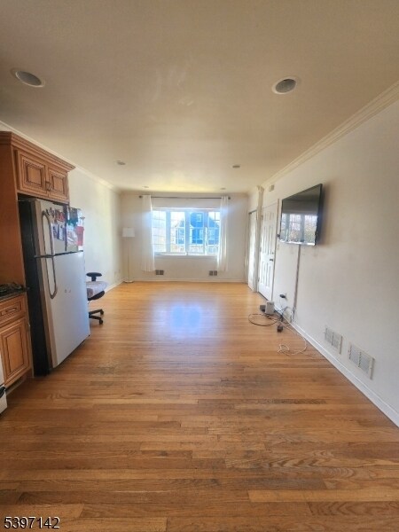 Building Photo - 49 Entwistle Ave