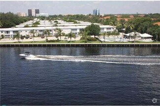 Building Photo - 6201 Bay Club Dr