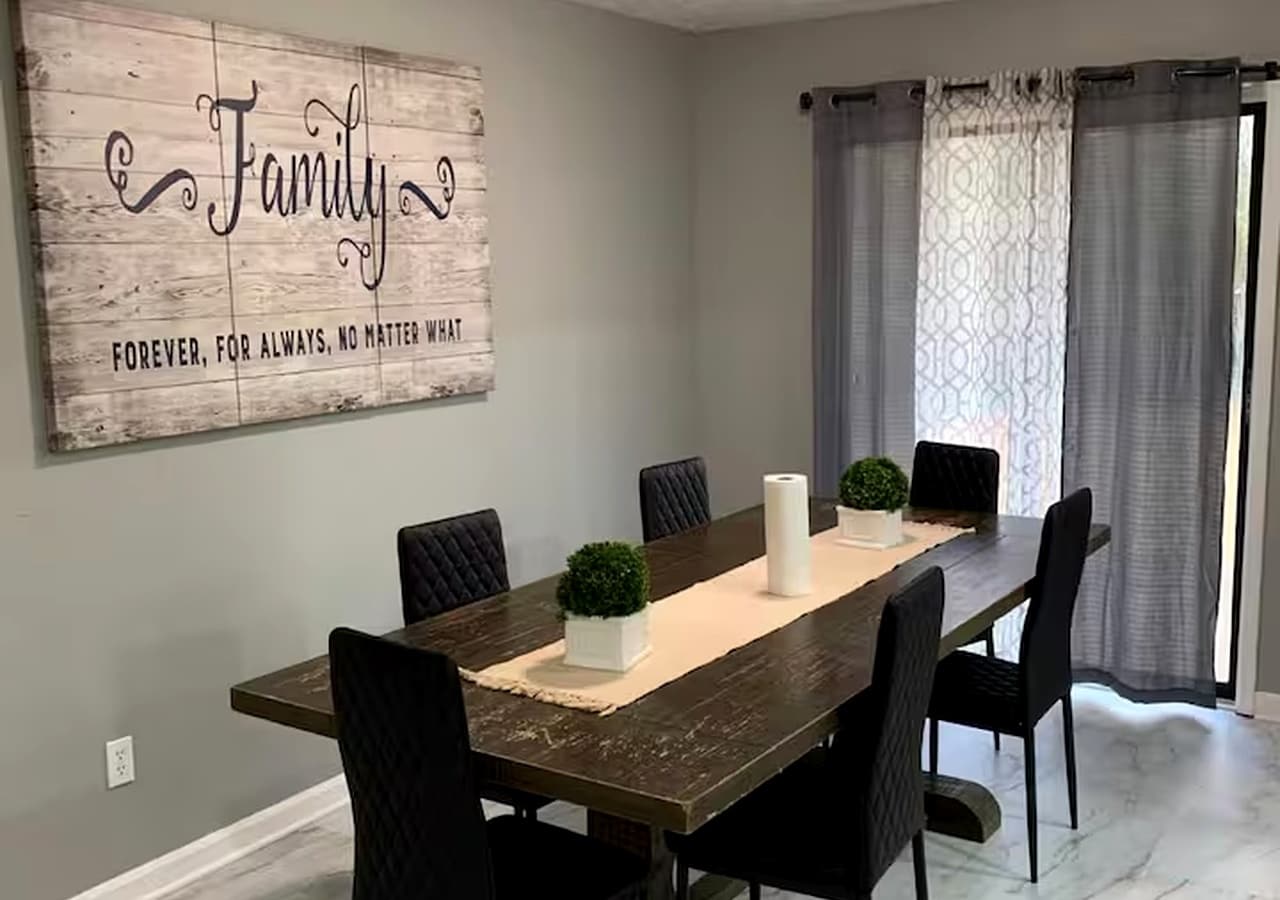 Building Photo - 8672 Prather Dr