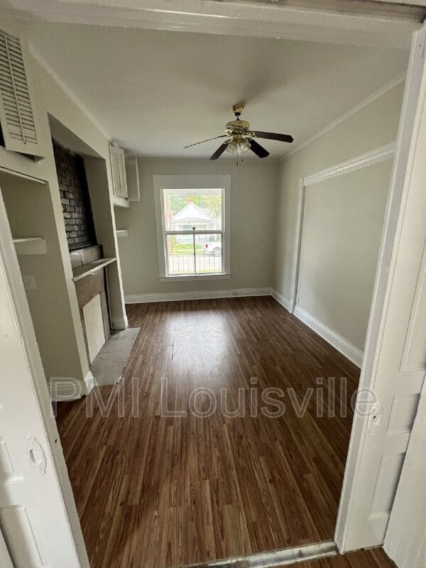 Building Photo - 414 M St