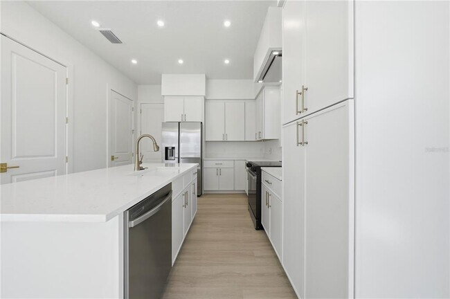 Building Photo - 1514 Wilson Ave
