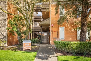 Building Photo - Westwood Court